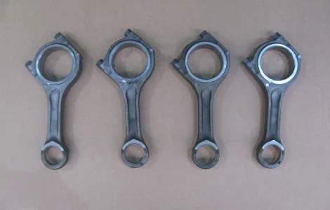 Шатуны к двигателю DEUTZ-FAHR 913, б/у