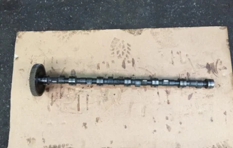 Распредвал к двигателю DEUTZ-FAHR 913, б/у