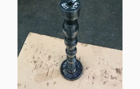 Распредвал к двигателю DEUTZ-FAHR 2013, б/у