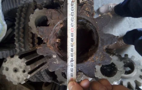 Шестерня поворота z-11 (крупный шлиц), ЭО-652, ЭО-4111, ЭО-4112