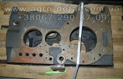 Картер 25Ф.37.101 ( корпус коробки перемены передач  КПП ) колесного трактора Т 25Ф,Т25ФМ,