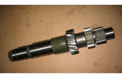 Вал промежуточный 14.1701048 коробки перемены передач КПП автомобиля ЗИЛ-133 ГЯ