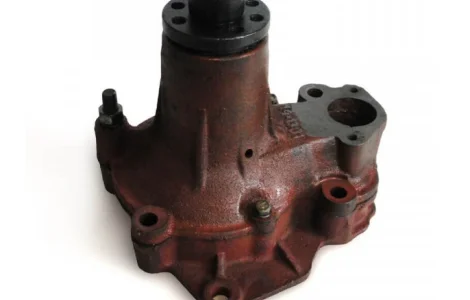 Водяной насос 18Н-13с2 помпа системы водяного охлаждения двигателя СМД 18, СМД 20, СМД 22