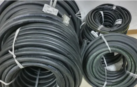 Продам рукав МБС напірний для подачі палива 6х12-1, 2 FUB SEMPERIT