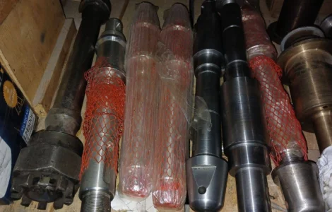 Вал водяного насоса , 832-34033, 6NVD48A-2U