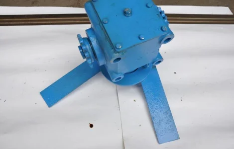 Редуктор измельчитель кукурузной жатки КМС 19000