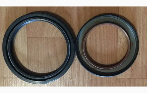 Сальники коленвала двигателя Андория 6ст107, SW400, SW266