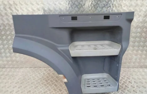 1835024 Крыло верхнее с подножкой правое DAF XF 106 Euro 6