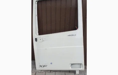 1881862 Дверь голая DAF XF 106 Euro 6