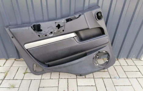 98407759 Обшивка двери внутренняя Iveco Stralis