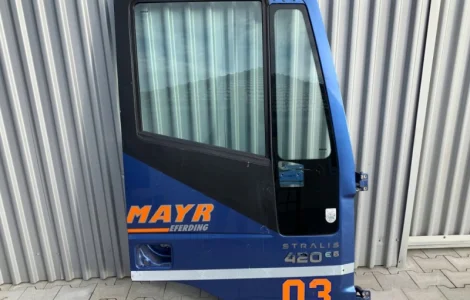 504232501 Дверь правая Iveco Stralis