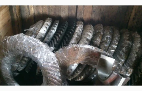 Вал верхний с шестерней Д100.08.101сб3/003