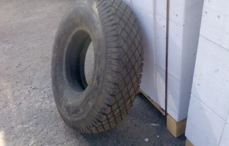 Шина 8, 25-15 (9, 00-15) новые 14сл