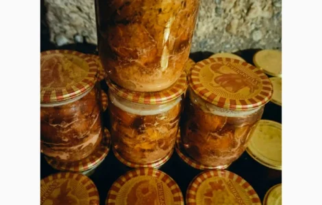 Тушенка з м'яса кози, домашня, автоклавна, по госту, 0.5л