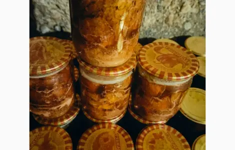 Тушенка з м'яса кози