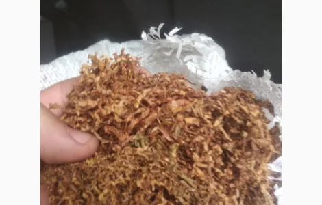 Лм. Ротманс. Бонд. Вест.Кемел.Фабричка без пыли и мусора