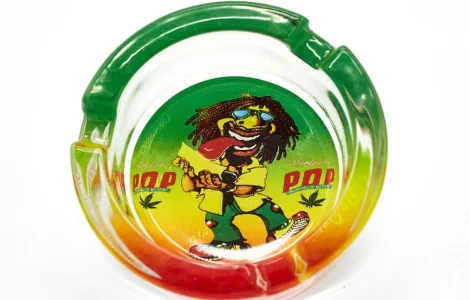 Стеклянная пепельница Растаман 6-1561