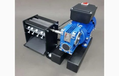 Табакорезка, Тютюнорізка, машина для резки табака, чая, травы 0, 8 мм