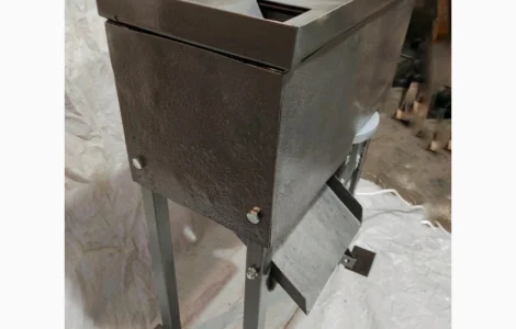 Шредер для измельчення трави, чая.табака