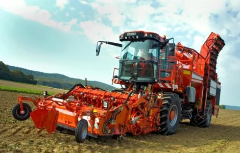 Аренда свеклоуборочных комбайнов Holmer