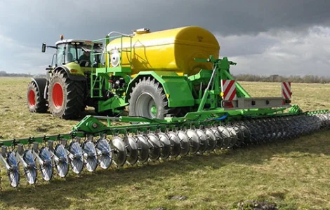 Услуги по уборке урожая: комбайны для подсолнуха, сои и кукурузы