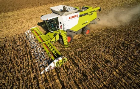 Уборка урожаю: соя, соняшник, кукуруза в Кропивницькому