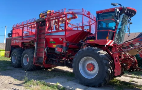 Услуги по сбору сахарной свеклы с комбайном Holmer T4-40