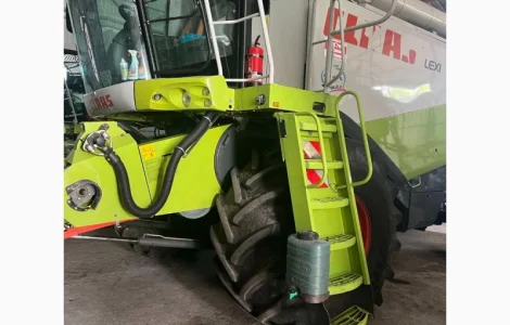 Збирання кукурудзи комбайнами Лексіон