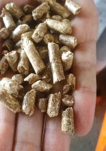 Виробник пропонує оптом брикети з сосни А-1-2 від 22 т