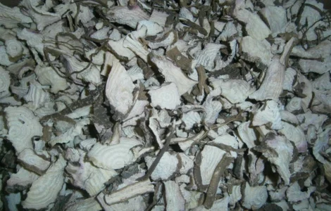 Терміново продається різаний корінь лаконоса американського