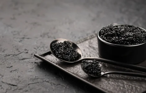 ЧОРНА ІКРА ОСЕТРОВА (АМУРСЬКИЙ ОСЕТР), 100 Г