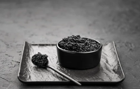 ЧОРНА ІКРА ОСЕТРОВА (АМУРСЬКИЙ ОСЕТР), 50 Г