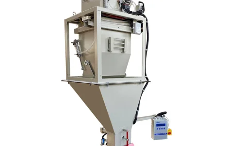 Дозатор з проміжним бункером