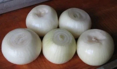 Цибуля чищена опт