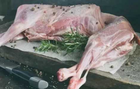 Тушка домашнього барана крос