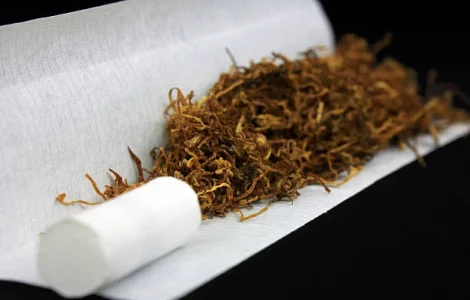 ФАБРИЧНИЙ -Ротманс -Давідоф -Мальборо -Парламент