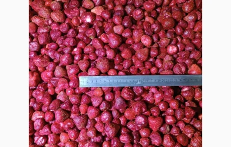 Продам заморожену полуницю