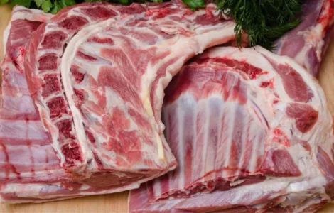Свежая баранина и ягнятина от домашнего хозяйства