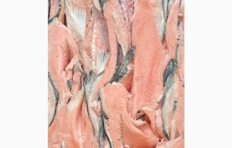Продам хребет лосося замороженный