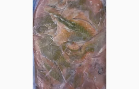 Продам обрезь лосося замороженное