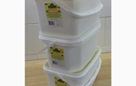 Бринза 45% – смачний сир для гурманів