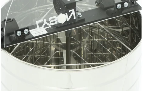 Продается новая медогонка диагональная 3-рамочная ручная 500 мм