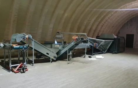 Надаємо послуги в мийці та пакуванні овочів в шиту сітку