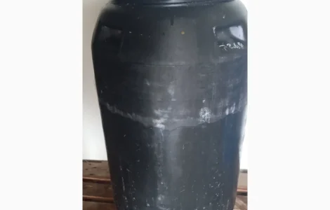 Пропоную пластикову бочку 250 л