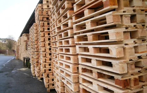 Продаются деревянные поддоны б/у в Днепре