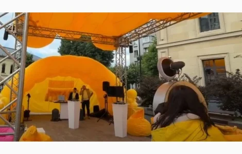 Палатка надувная тент для уличного маркетинга