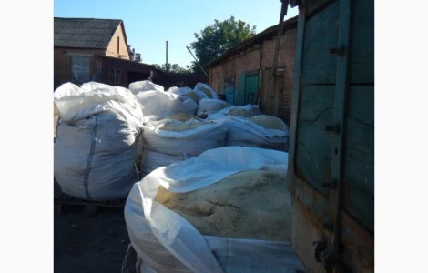 Продам тирсу липи (дрібна)