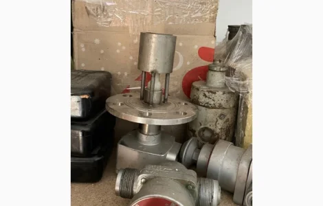 Датчик-реле рівня ПП-061 И О М