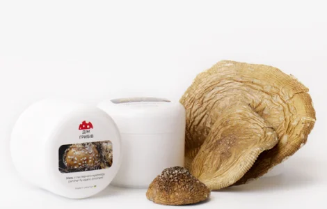 Мазь з пантерного мухомора