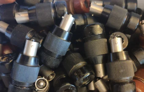 Куплю роз'єми ШВ-51